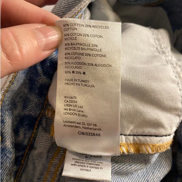 Free People We The Free Distressed Straight Leg Jeans Women’s 26 Light Wash - Picture 6 of 7